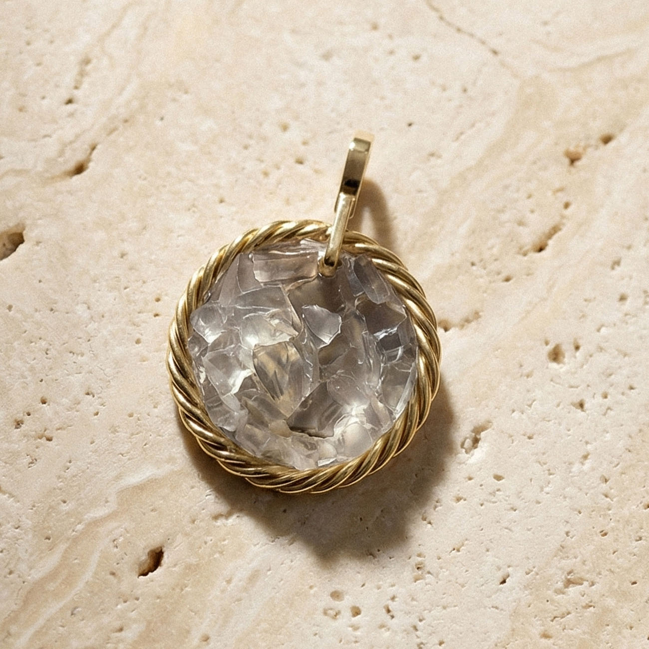 Miedziany Amulet Tensorowy z Onyksem – Pozłacany