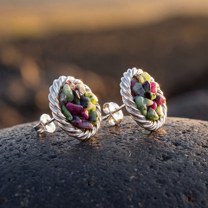 Srebrne kolczyki z Zoizytem z Rubinem pokryte platyną - Kubit Zaginiony (177 MHz)